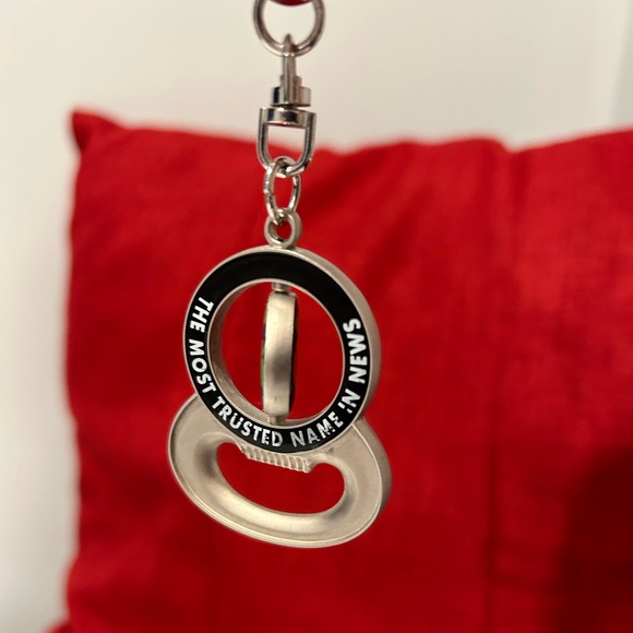 CNN Key Chain & Bottle Opener - Picture 7 of 7